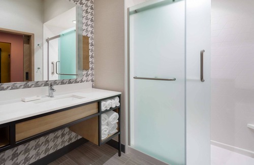 Hays Hotel | Hilton Garden Inn Hays