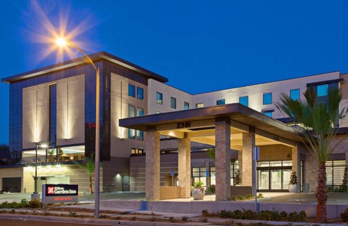 Irvine Business Complex Hotel | Hilton Garden Inn Irvine/Orange County Airport