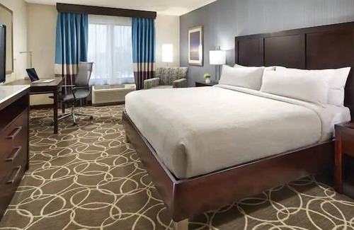 Central Business District Hotel | Hilton Garden Inn Kalamazoo