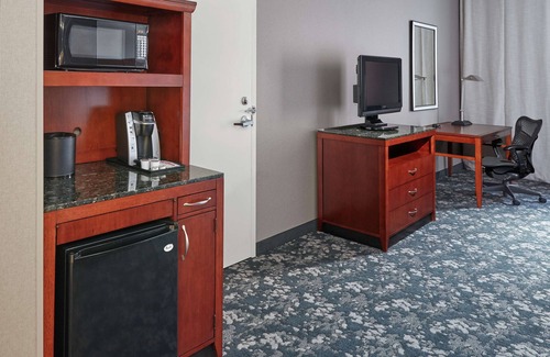 Lake Forest Hotel | Hilton Garden Inn Lake Forest Mettawa