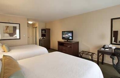 Mount Laurel Hotel | Hilton Garden Inn Mt. Laurel