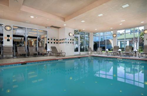 Central Newport News Hotel | Hilton Garden Inn Newport News