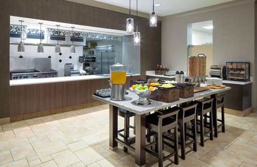 Downtown Omaha Hotel | Hilton Garden Inn Omaha Downtown/Old Market Area