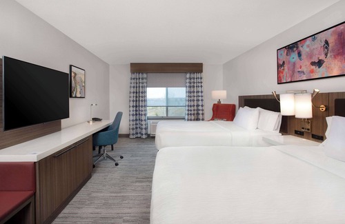 West Omaha Hotel | Hilton Garden Inn Omaha West