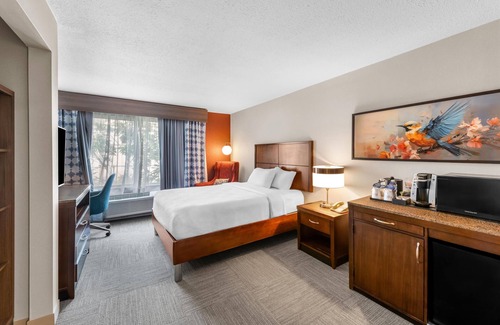 Overland Park Hotel | Hilton Garden Inn Overland Park