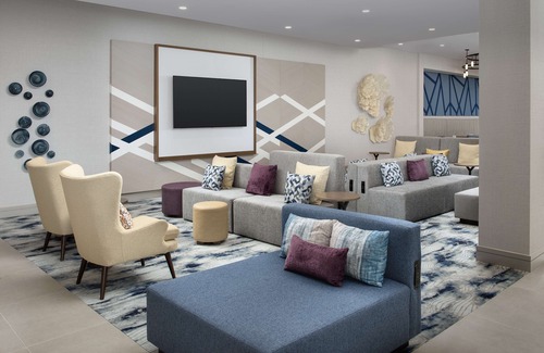 Seville Historic District Hotel | Hilton Garden Inn Pensacola Downtown
