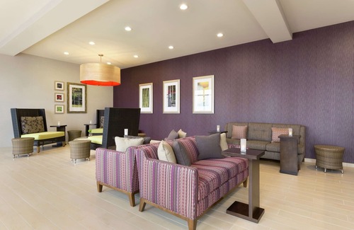 South Hills Hotel | Hilton Garden Inn Pittsburgh Airport South-Robinson Mall