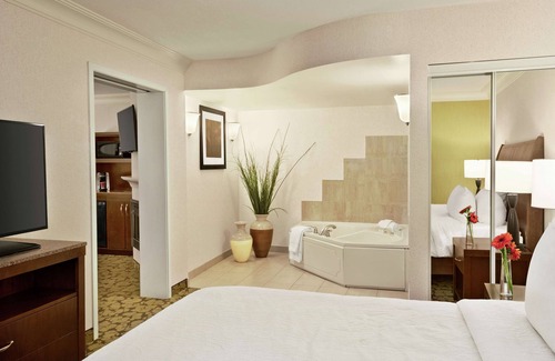 Saskatoon Downtown Hotel | Hilton Garden Inn Saskatoon Downtown