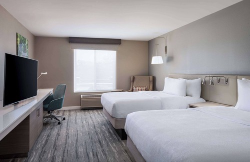 St. Charles Hotel | Hilton Garden Inn St. Charles
