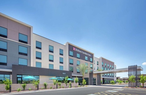 Surprise Hotel | Hilton Garden Inn Surprise Phoenix