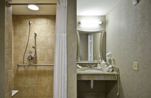 Perrysburg Hotel | Hilton Garden Inn Toledo Perrysburg