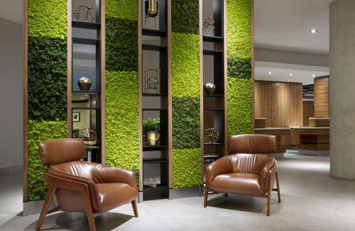 Northeast Mississauga Hotel | Hilton Garden Inn Toronto Airport