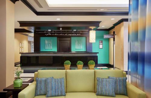 Northeast Mississauga Hotel | Hilton Garden Inn Toronto Airport West/Mississauga