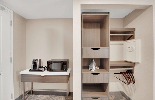 Brampton Hotel | Hilton Garden Inn Toronto/Brampton