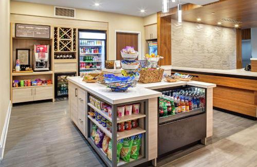 Clearview Hotel | Hilton Garden Inn Toronto-Oakville