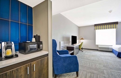 Broken Arrow Hotel | Hilton Garden Inn Tulsa-Broken Arrow