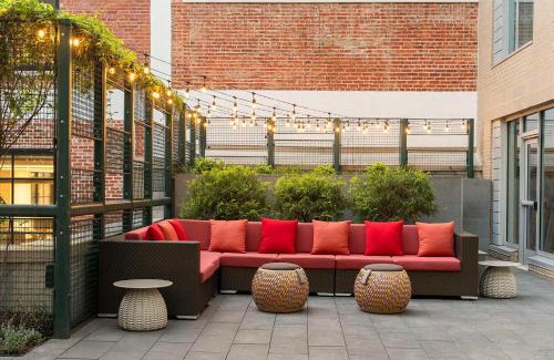 West End Hotel | Hilton Garden Inn Washington DC/Georgetown Area