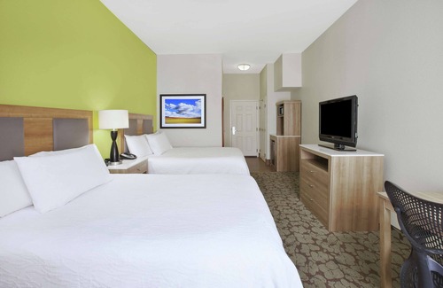 Greenwich Hotel | Hilton Garden Inn Wichita