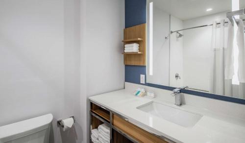 Winnipeg Hotel | Hilton Garden Inn Winnipeg South