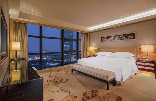 Baiyun Hotel | Hilton Guangzhou Baiyun