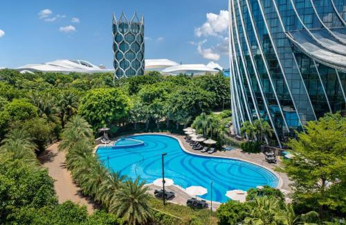 Hainan Resort | Hilton Hainan Ocean Flower Island