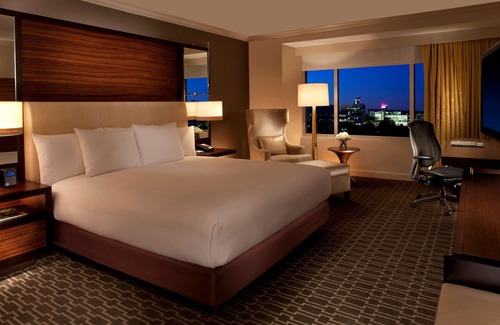McLean Hotel | Hilton McLean Tysons Corner
