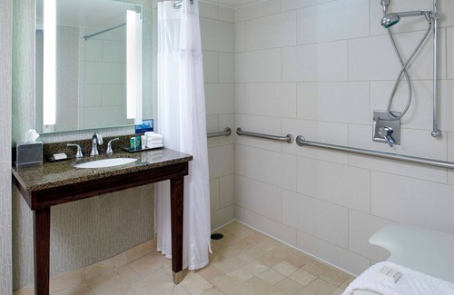 South Loop Hotel | Hilton Minneapolis-St. Paul Airport