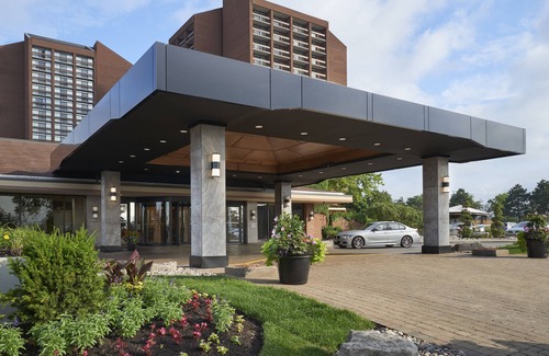 Mississauga Hotel | Hilton Mississauga/Meadowvale