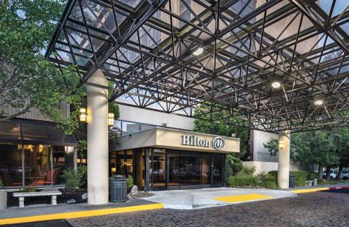 Sacramento Hotel | Hilton Sacramento Arden West