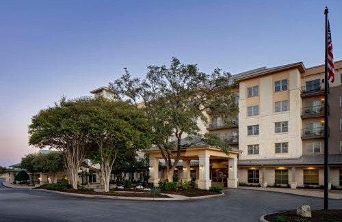 West San Antonio Hotel | Hilton San Antonio Hill Country