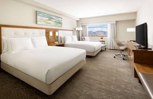 Broadway Northeast Hotel | Hilton Tucson East