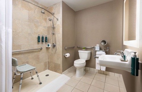Broadway Northeast Hotel | Hilton Tucson East