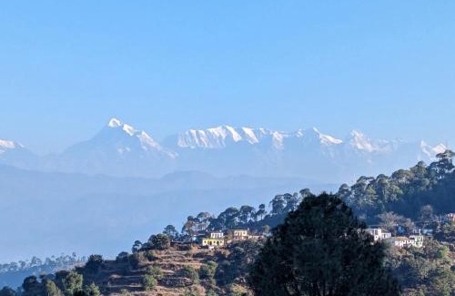 Majkhali House | Himalaya View