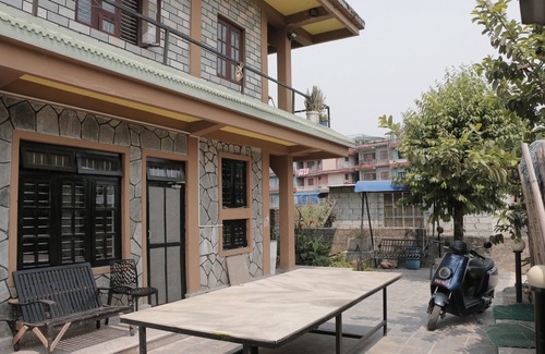 Pokhara Apartment | Himalayan Headquarter Homestay