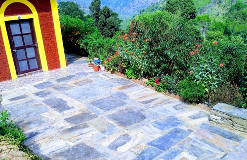 Kaul House | Himalayan View,Chirpy Morning