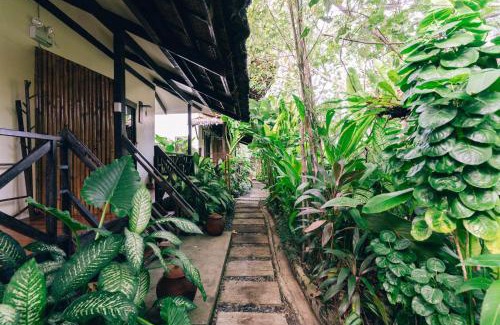 Catangnan House | Himaya