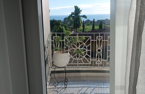 Freetown Apartment | HIMMA'S Superior Luxury Apartments with stunning Sea and mountain views