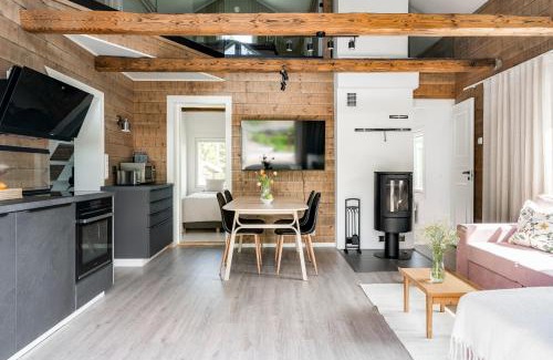 Jamsa Villa | Himos Stonelake - two saunas and a hot tub