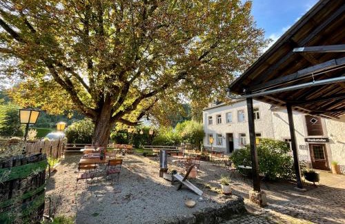 Korperich House | Hinkelshof - 3 Gästezimmer - naturnah, ökologisch, urig, Selbstversorgerküche