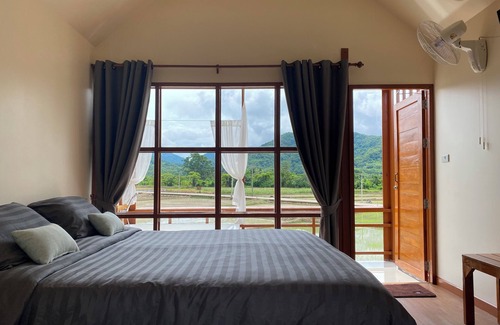 Pua Hotel | Hinpha homestay