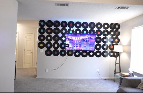 Douglasville House | Hip Rock Music Themed House
