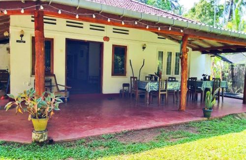 Nilwella House | Hiriketiya Green Hill Home
