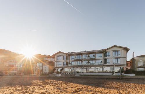 Deba Hotel | Hiru Uhinak