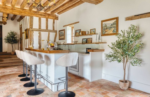 Saint-Etienne-sous-Bailleul House | Historic property with swimming pool and park, between Paris and Rouen, near Giverny