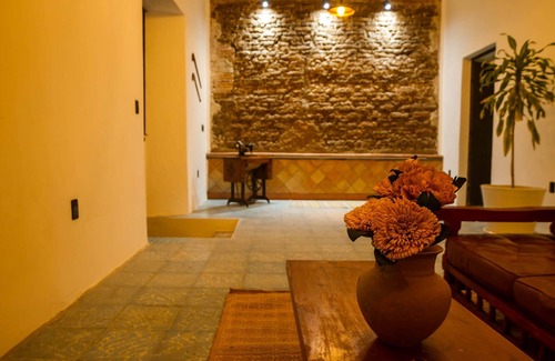 Centro House | Histórica Casona Oaxaqueña tranquila y con excelente ubicación. Lobby y Balcón