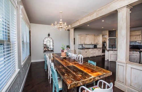 Sudan Cabin | Historic 1917 original Sudan hotel recently converted into a large luxury home!