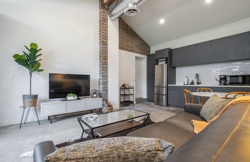 Story House | Historic 2 bed room Casita with private fenced yard