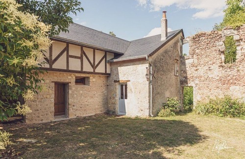 Pont-de-Ruan House | Historic Abbey - Loire valley - Hunting lodge & Les Ecuries