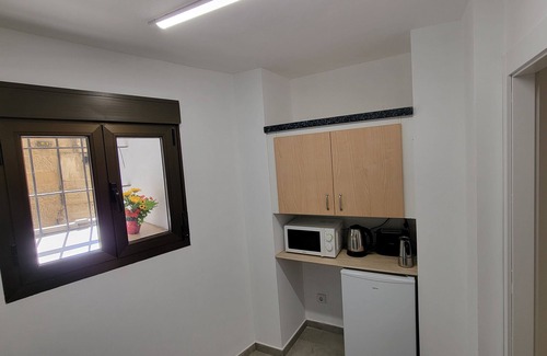 Haro Apartment | Historic apartment in the center of Haro with office.