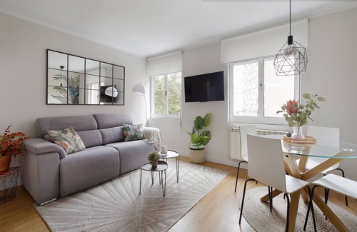 Aviles Apartment | Historic area with garage included